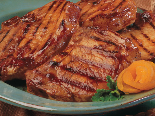 Schweinekoteletts mit Aprikosenglasur