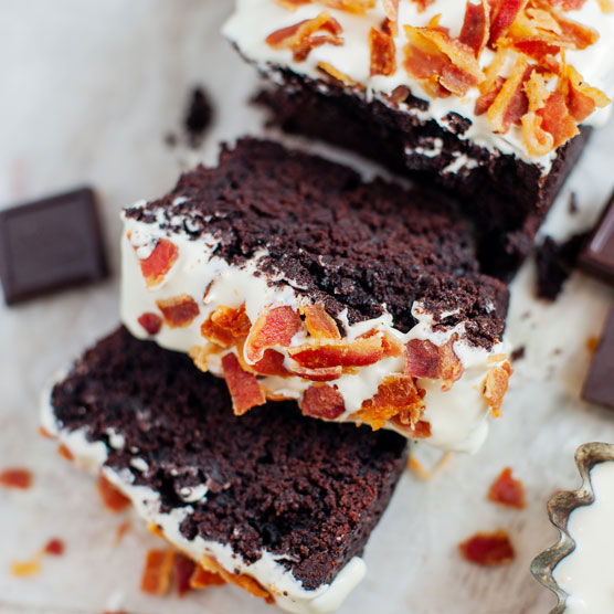 Schokoladenkuchen auf Keto-Art zubereiten