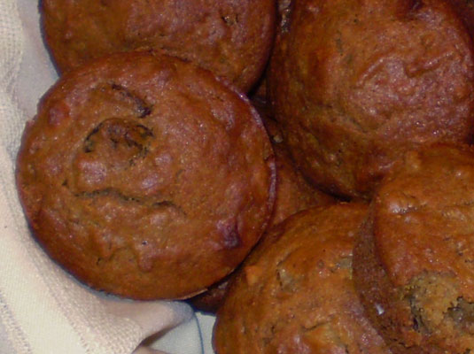 Obst- und Kleie-Muffins