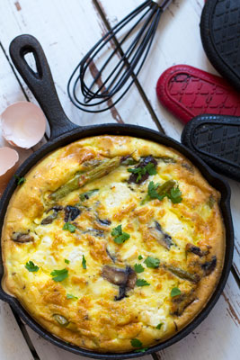 Keto-Frühstücksrezept: Ziegenkäse-Frittata