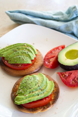 Keto-Frühstücksrezept: Avocado-Wolkentoast