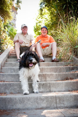 So machen Sie Fotos mit Hunden und Senioren