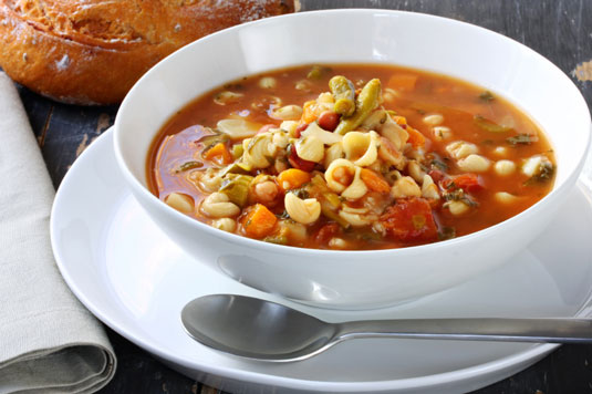 Gemüsesuppe Genovese (Minestrone alla Genovese)