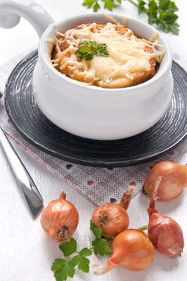 Zwiebelsuppe (Soupe à l'Oignon)