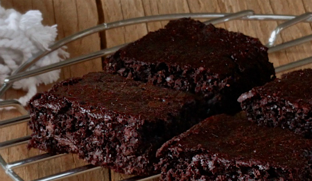 Rezept für mehllose Fudgy Brownies