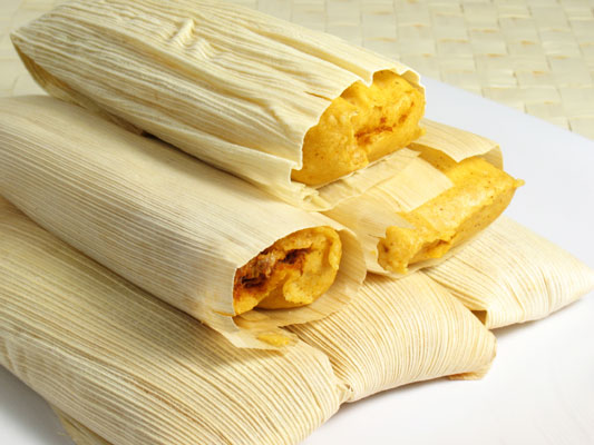 Wie man einfache Masa Tamales mit Füllungen macht