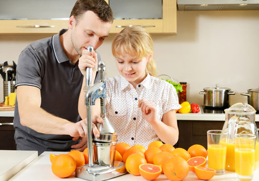 10 Strategien, um Kindern gesunde Essgewohnheiten beizubringen