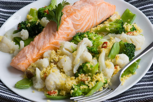 Wie die Mittelmeerdiät beim Gewichtsmanagement hilft